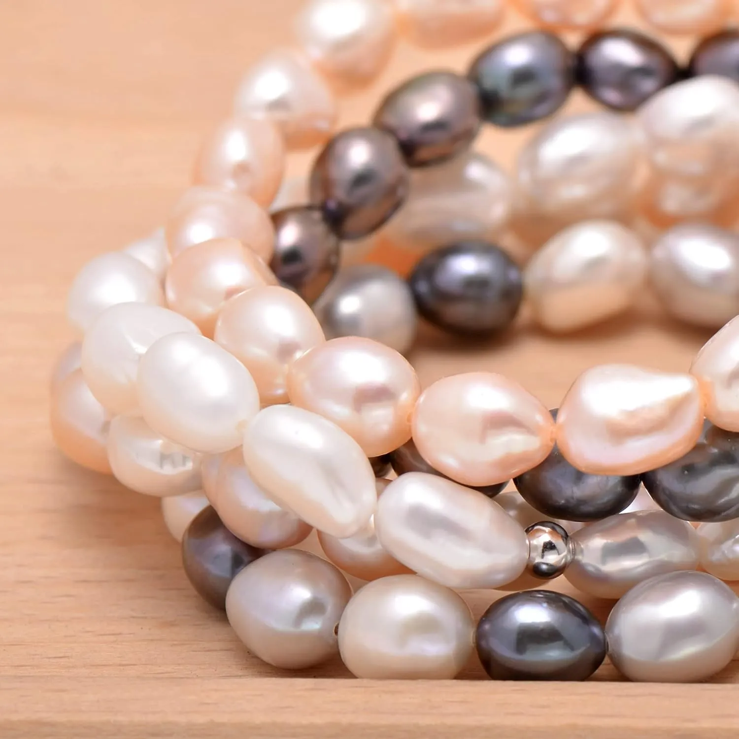 Cultured Freshwater Baroque Pearl Stretch Bracelet 8 Inch, 8-9 mm/Natural White Color