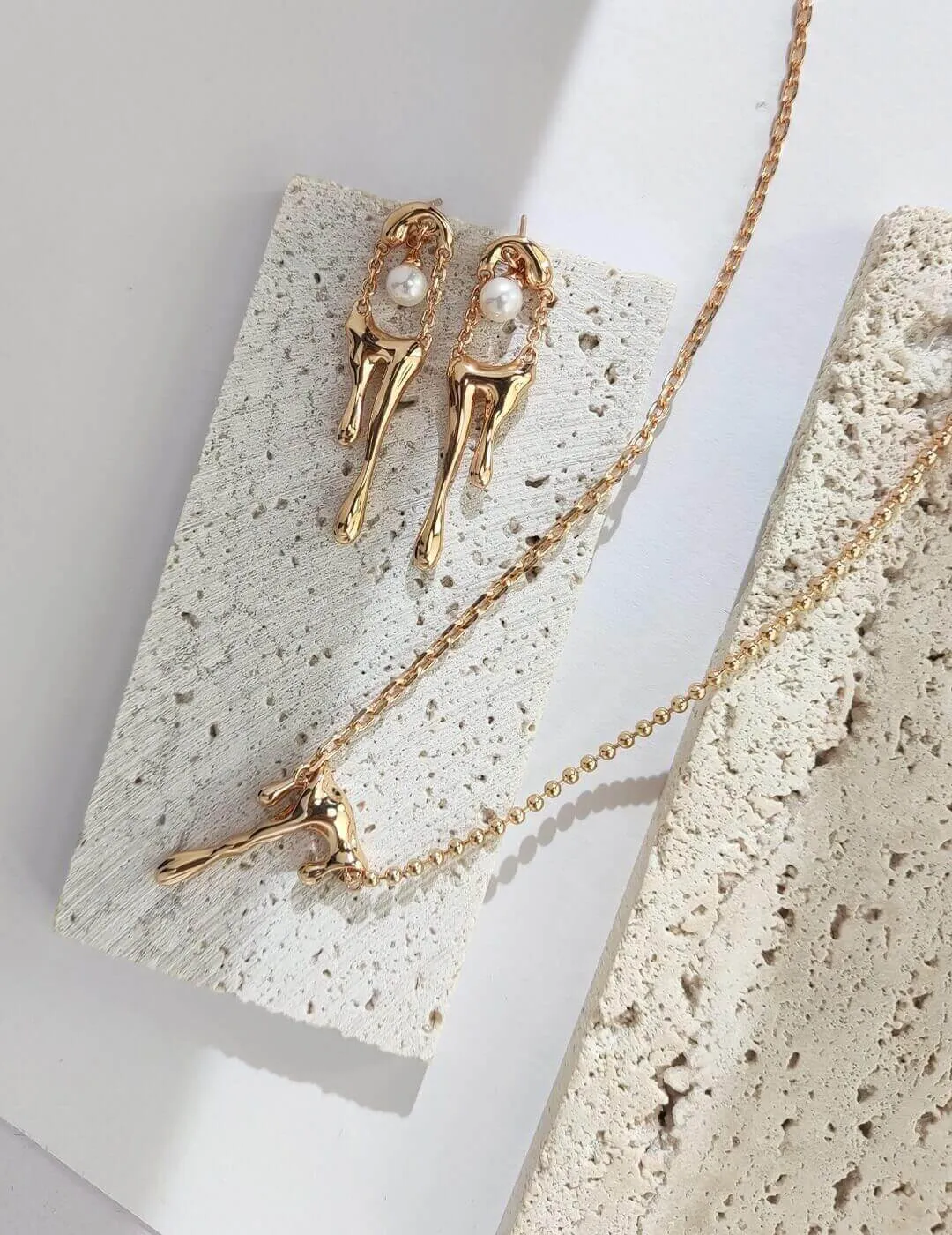 Dainty Lava Style Necklace