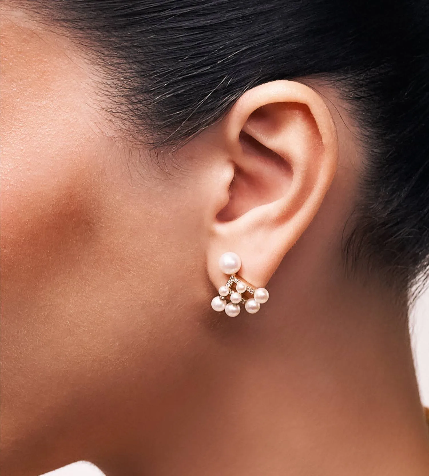 Essence diamond earrings