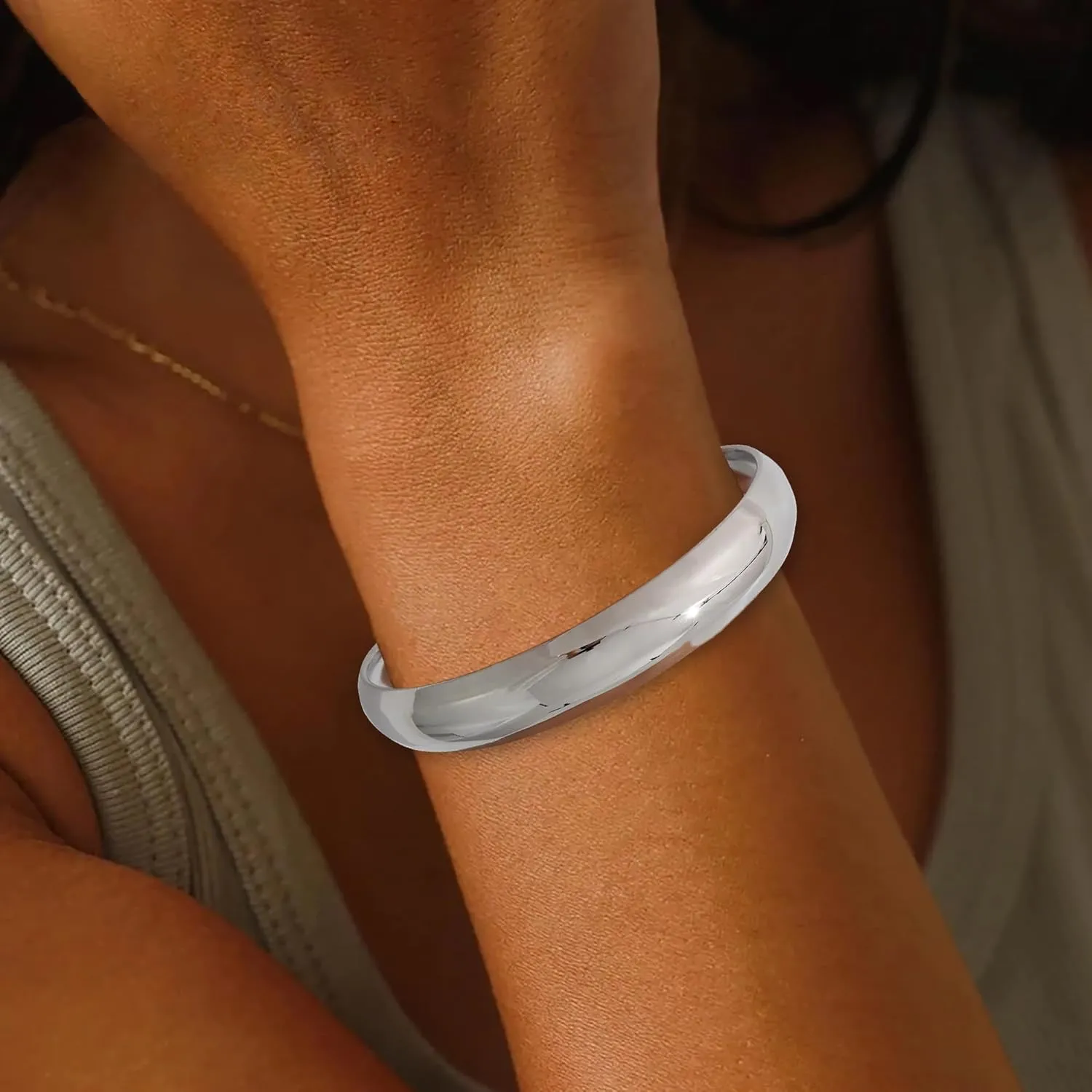 Gold/Silver Cuff Bracelets for Women Chunky Cuff Open Wide Bracelets 14K Gold Plated Stainless Steel Bracelets Gold Bangles for Women Jewelry