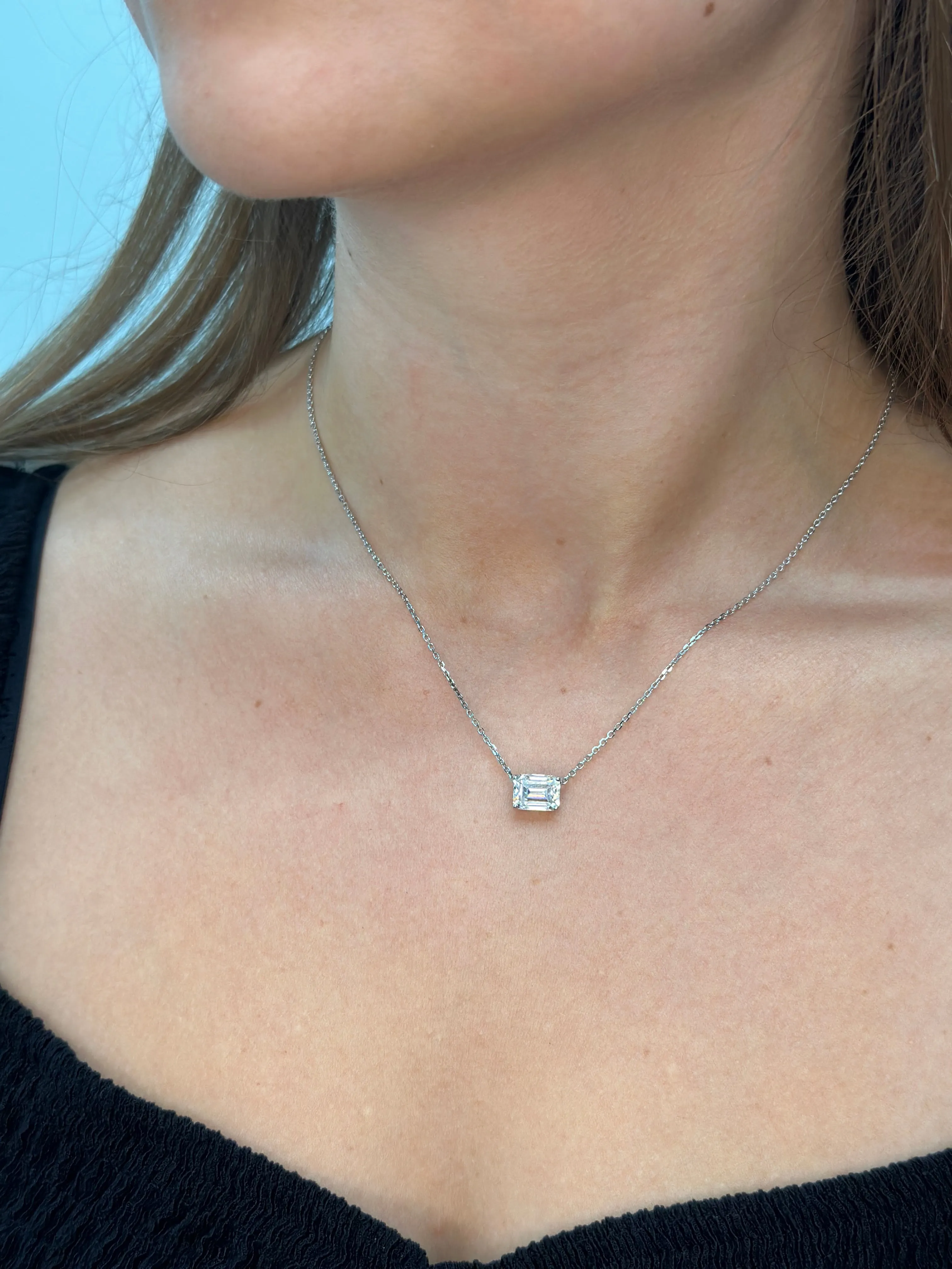Ida - Emerald Shape Diamond Pendant