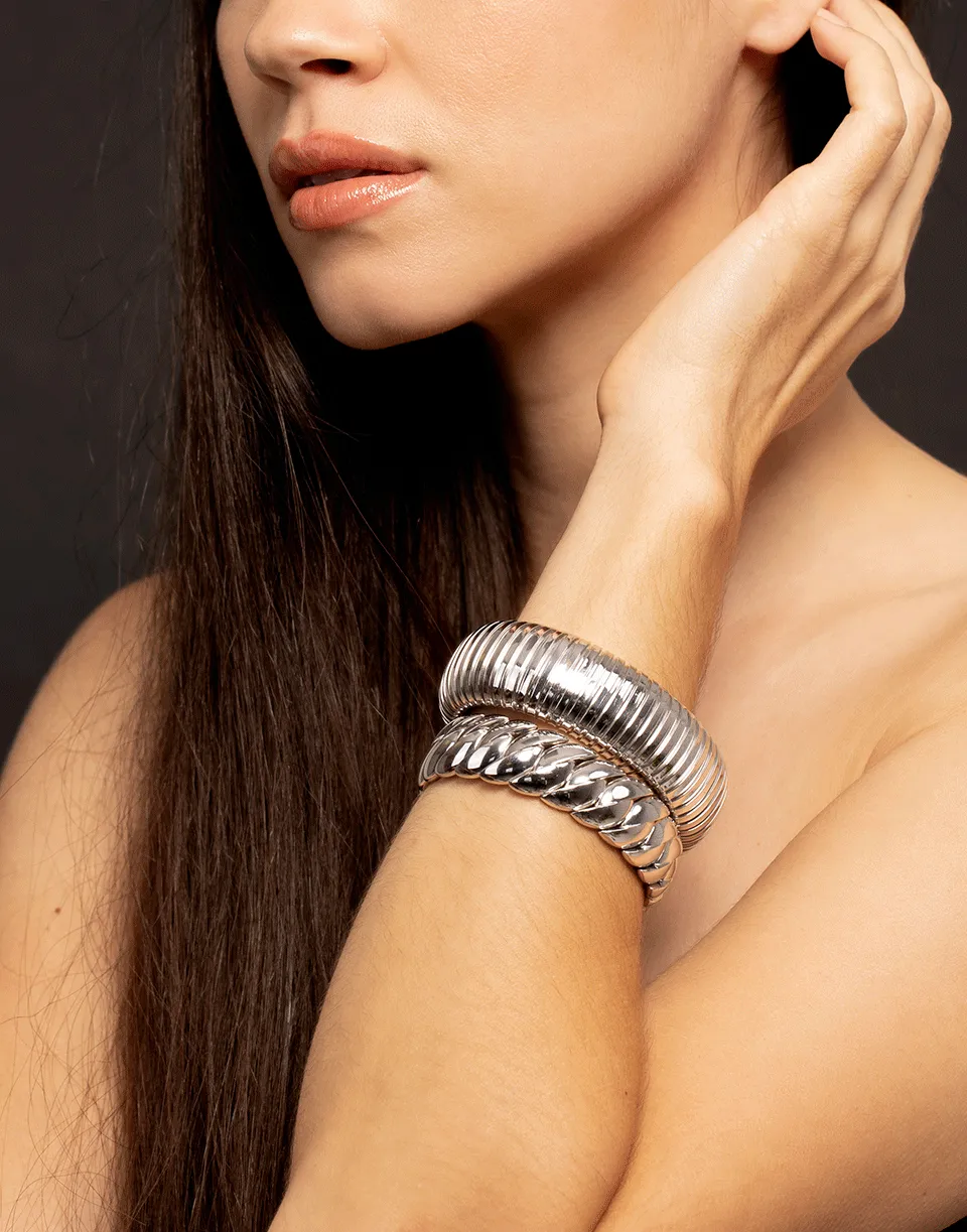 Polished Wave Stretch Bracelet