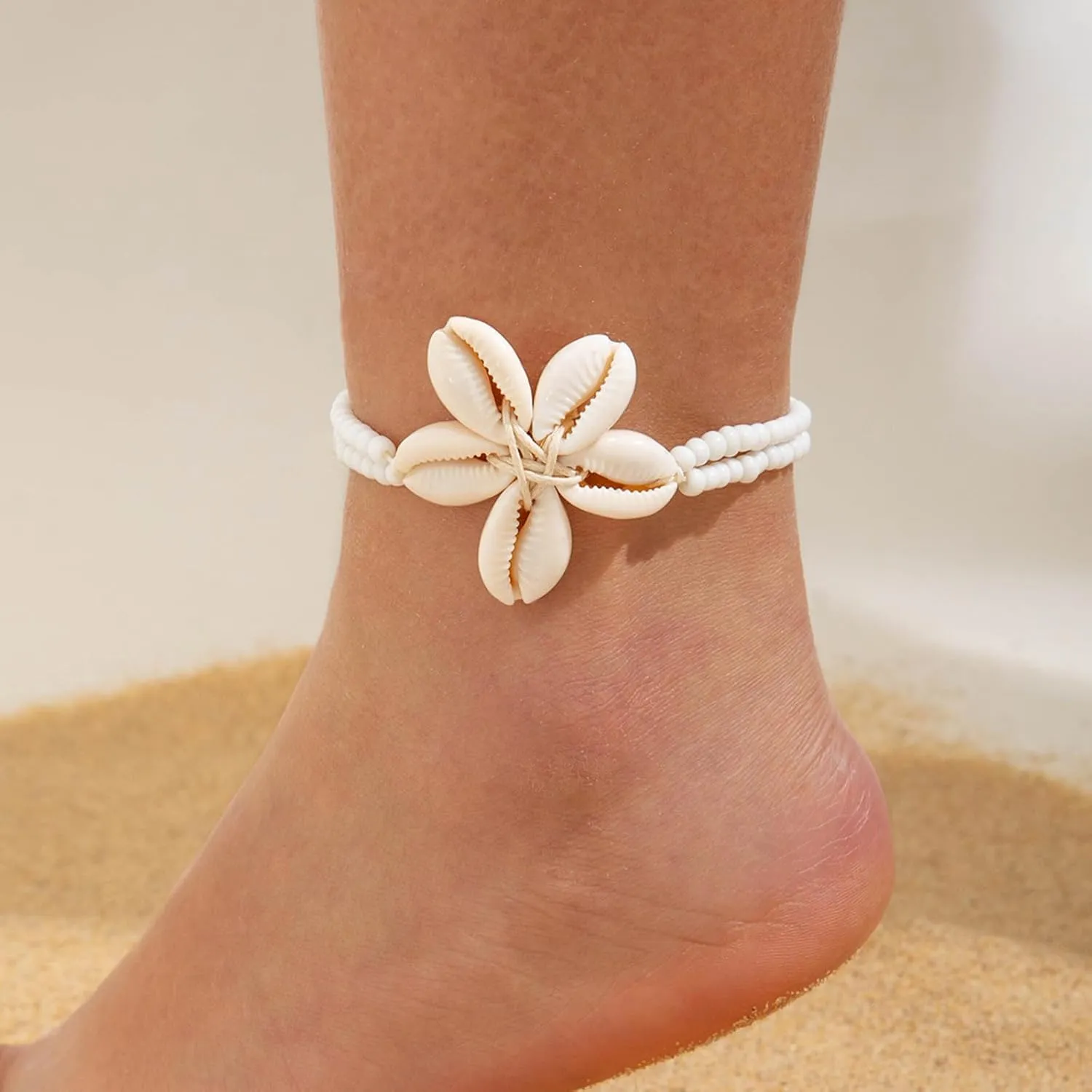 Shell Ankle Bracelet for Women Seashell Flower Beaded Anklet Adjustable Rope Ankle Bracelet Beach Floral Seashell Anklet Summer Fashion Jewelry Accessories
