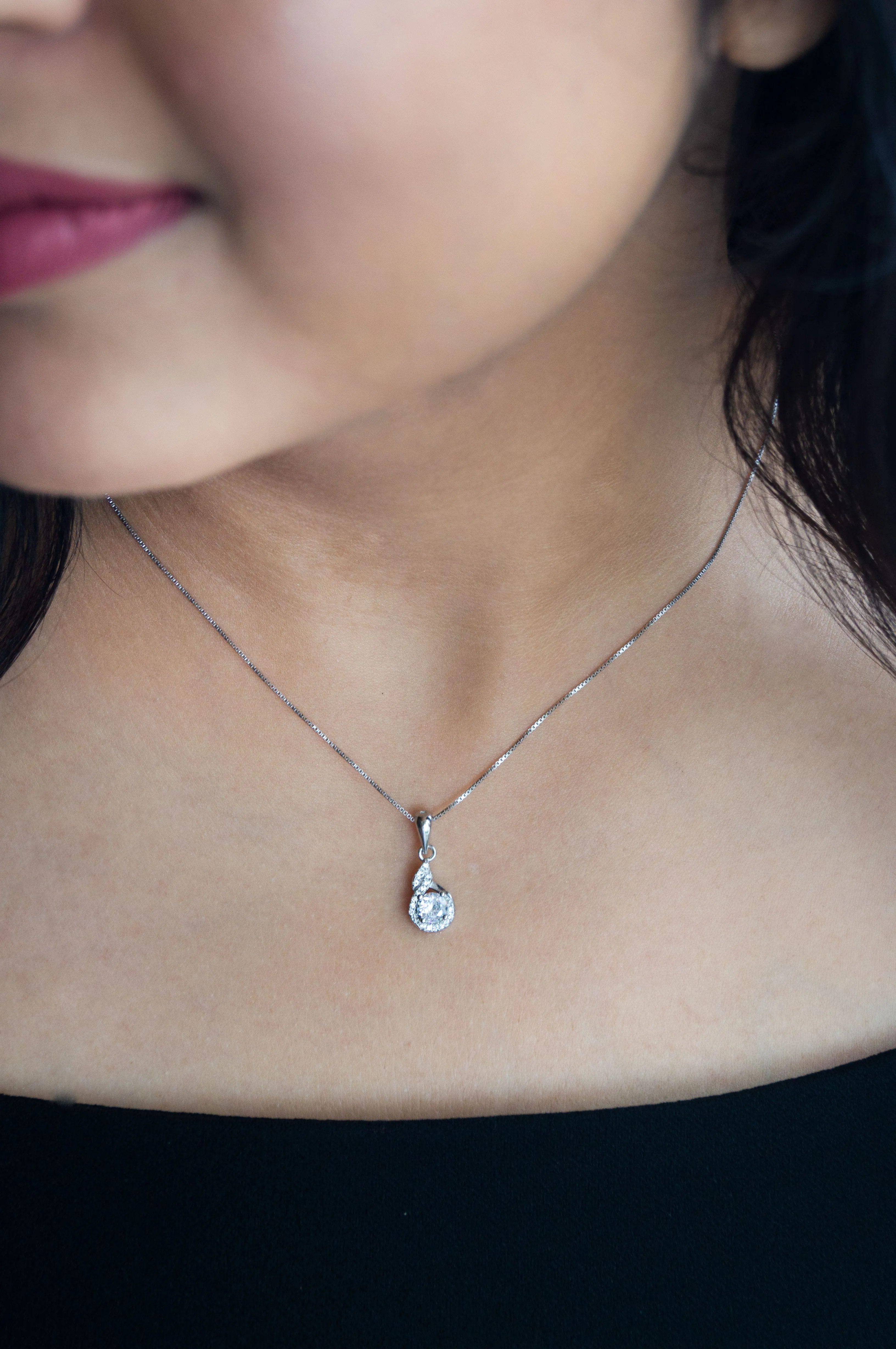 Stellar Solitaire Sterling Silver Pendant Set