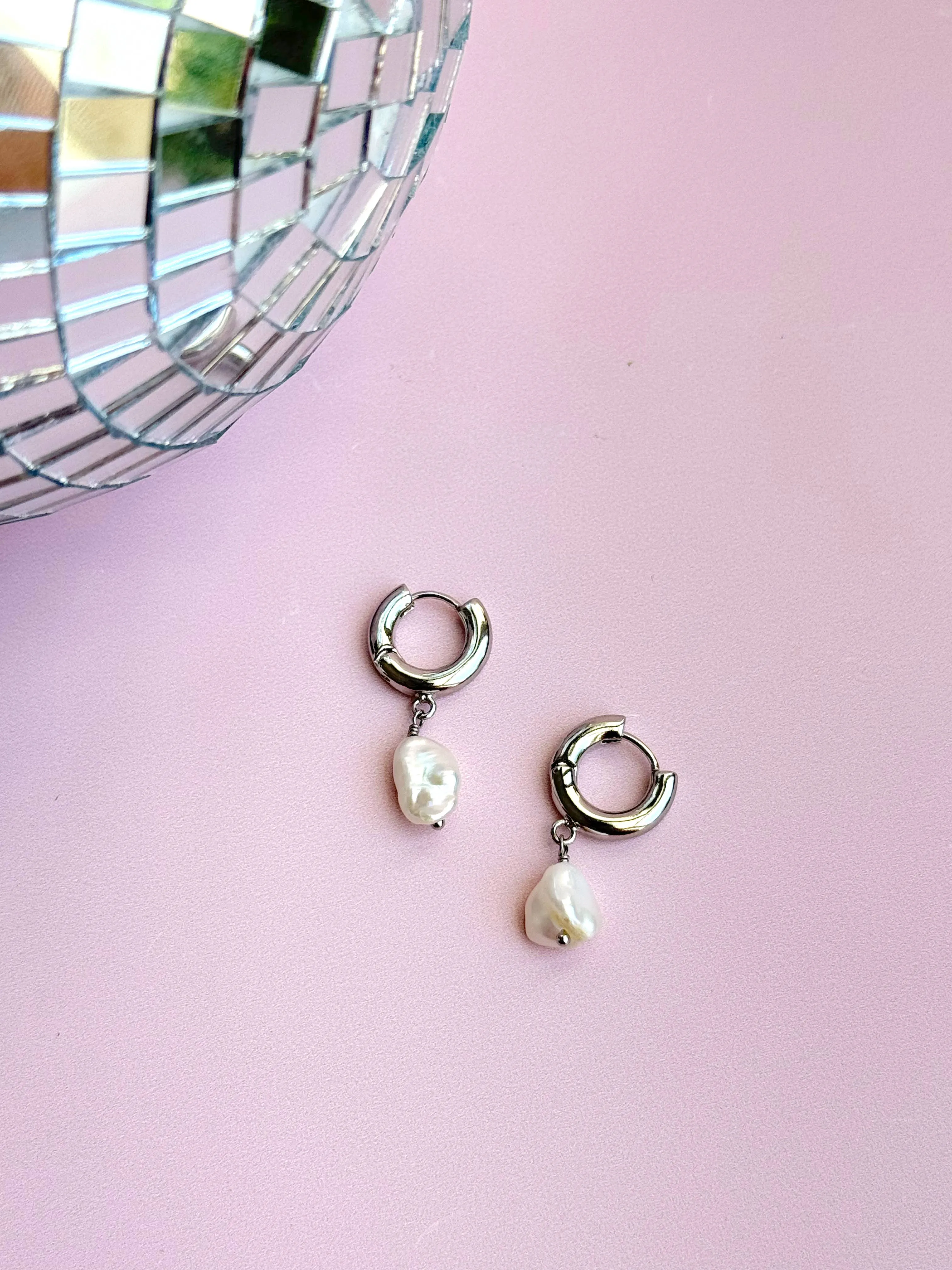 Thalassa Pearl Hoops