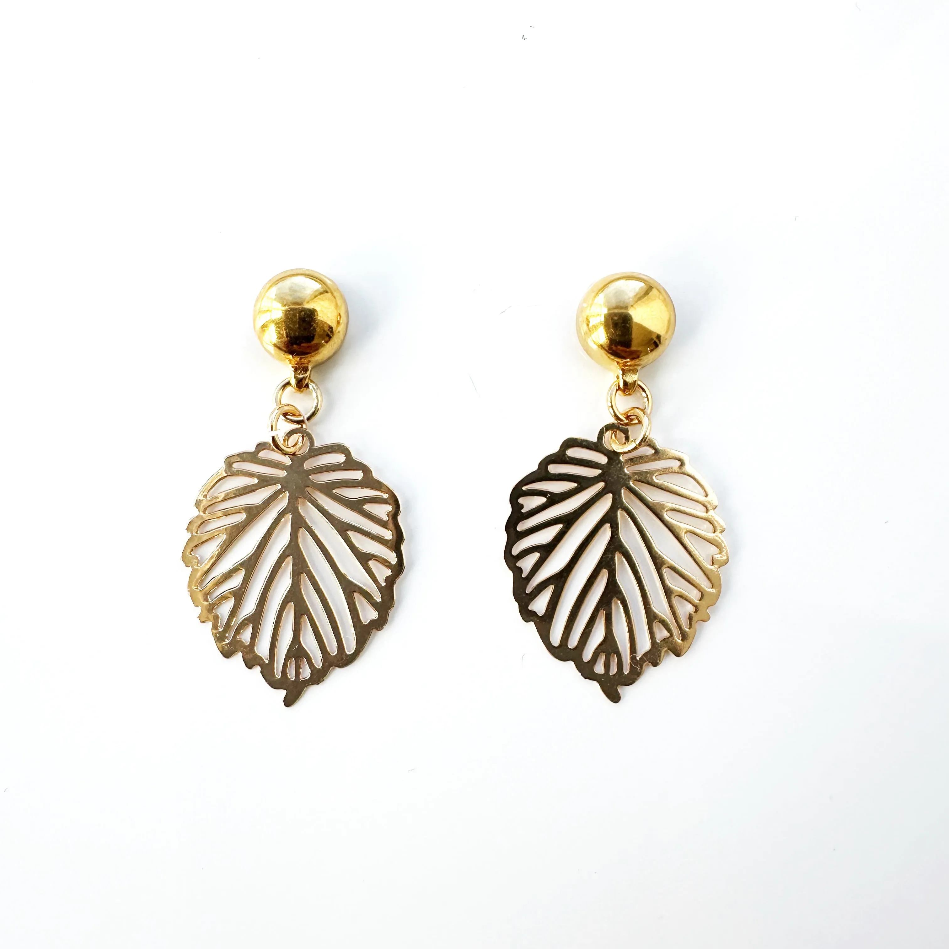TI-GO Small Monstera Leaf Earrings