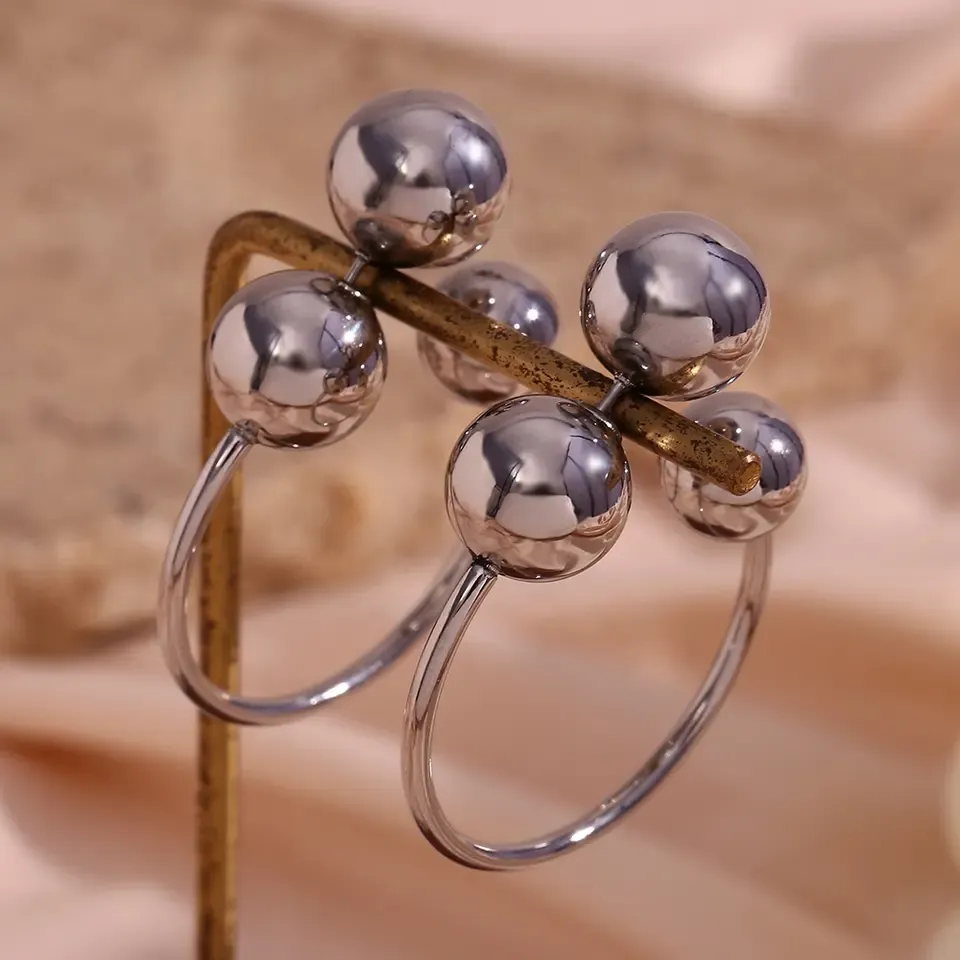 Zene Earrings